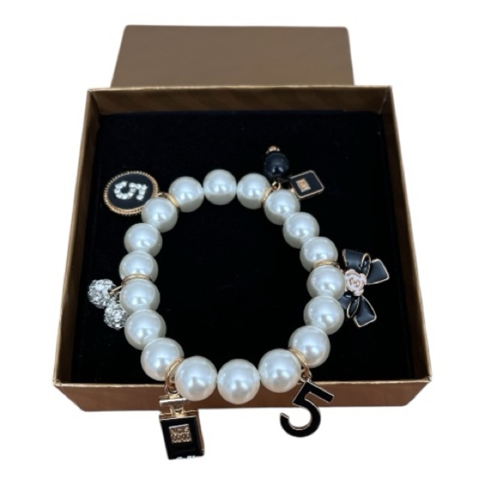 Elastic Glass Pearl Charm Bracelet